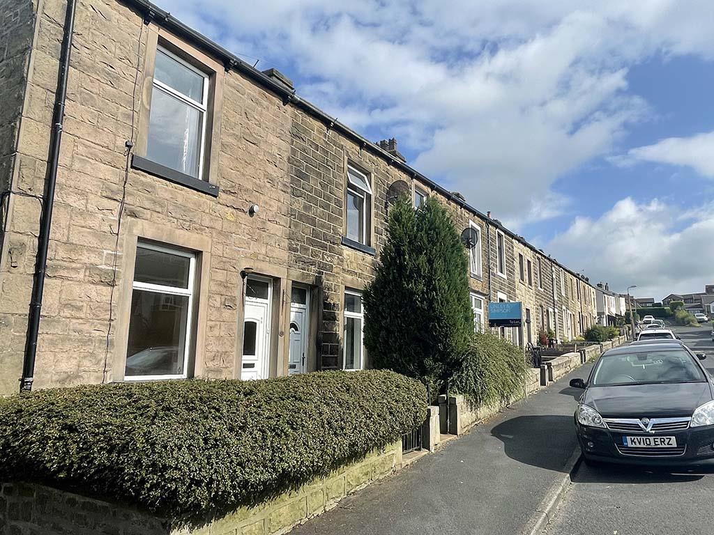 2 bedroom end terrace house SSTC in Barnoldswick - IMG_6045.jpg